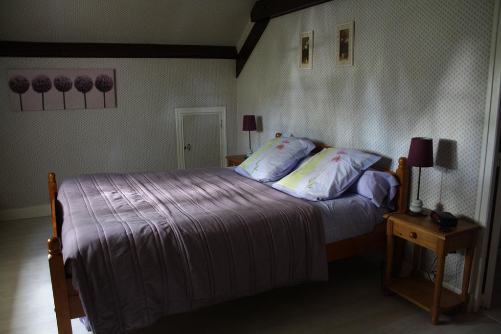 Chambre D'Hotes Les Chenes Chaptelat Стая снимка